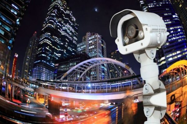Tendência do mercado é mesclar vigias e porteiros com segurança eletrônica